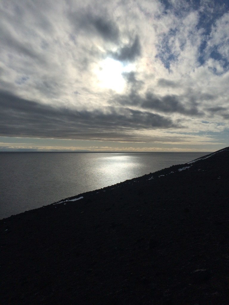 The side of Ob Hill, the McMurdo Sound and the ever-present sun.